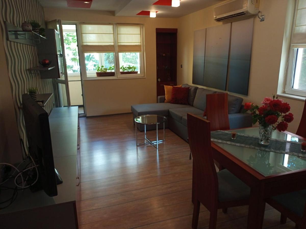 Sunrise Arena Apartment By Hsm Burgas Ngoại thất bức ảnh